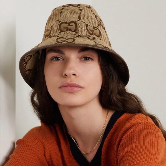GUCCI GG Jumbo logo bucket hat S
